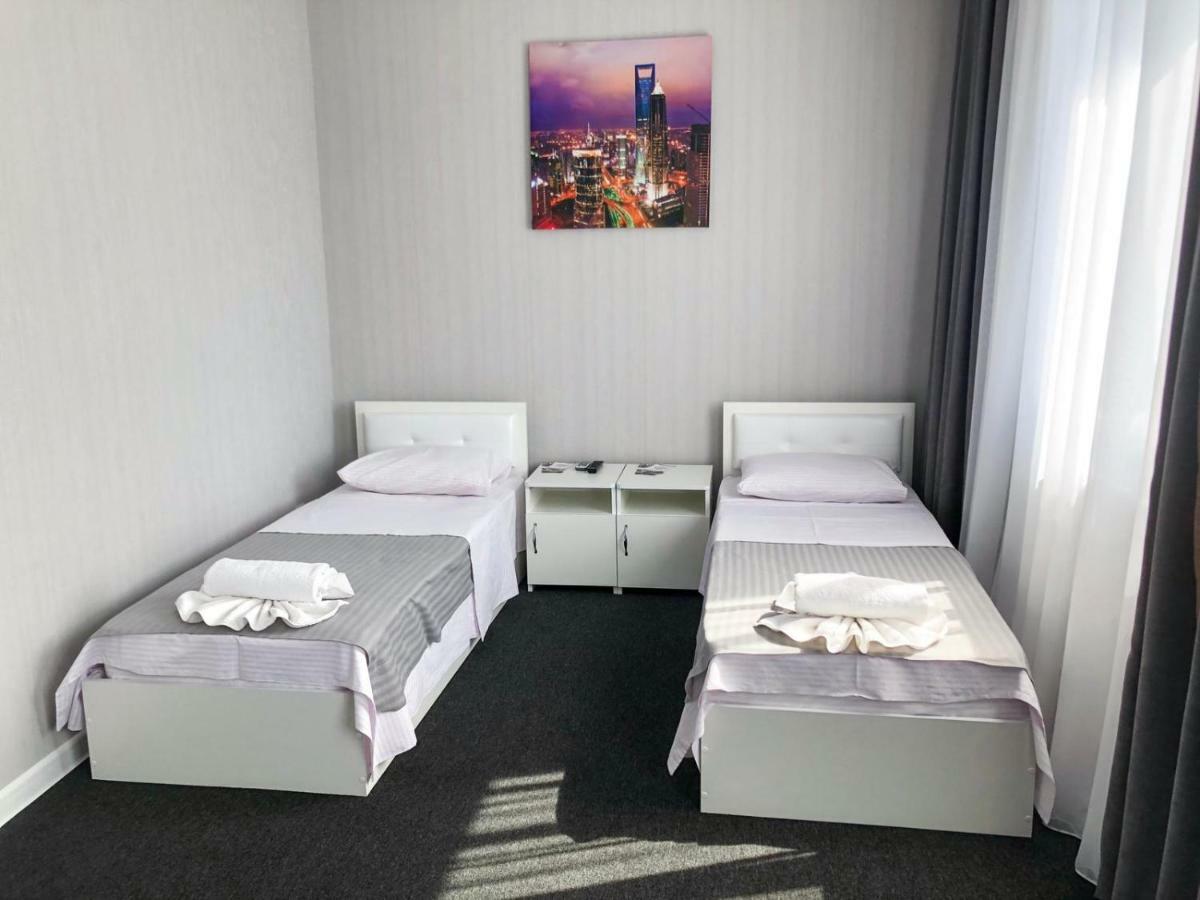 Medelean Hotel Comrat Eksteriør billede